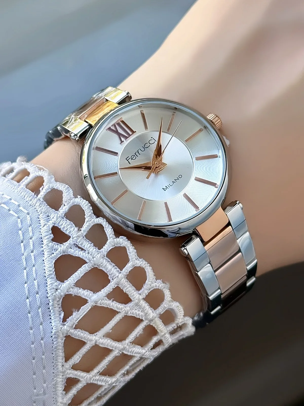 Ferrucci FBG17247C Beyaz Kadranlı Çelik Kordonlu Kadın Kol Saati