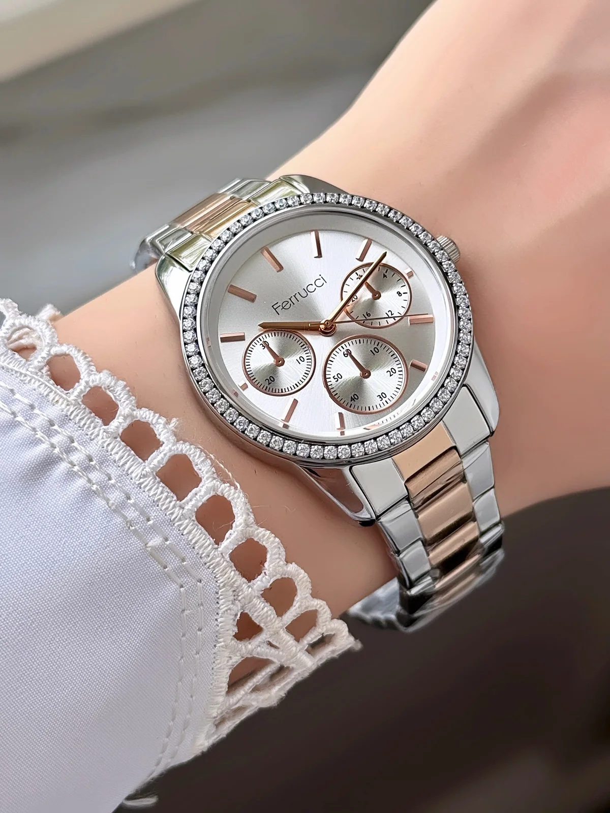 Ferrucci FBG17279B Gümüş Kadranlı Çelik Kordonlu Kadın Kol Saati