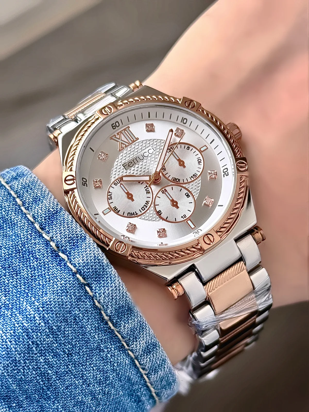 Ferrucci FBH18005A Beyaz Kadranlı Çelik Kordonlu Kadın Kol Saati