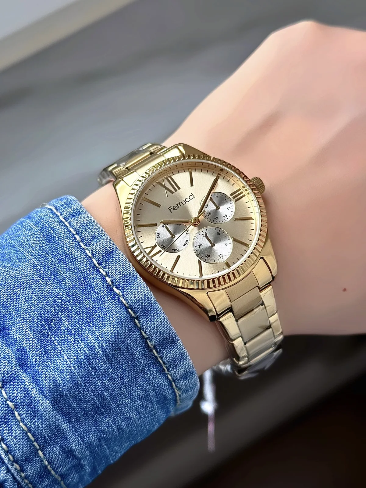 Ferrucci FBH18034H Altın Kadranlı Çelik Kordonlu Kadın Kol Saati