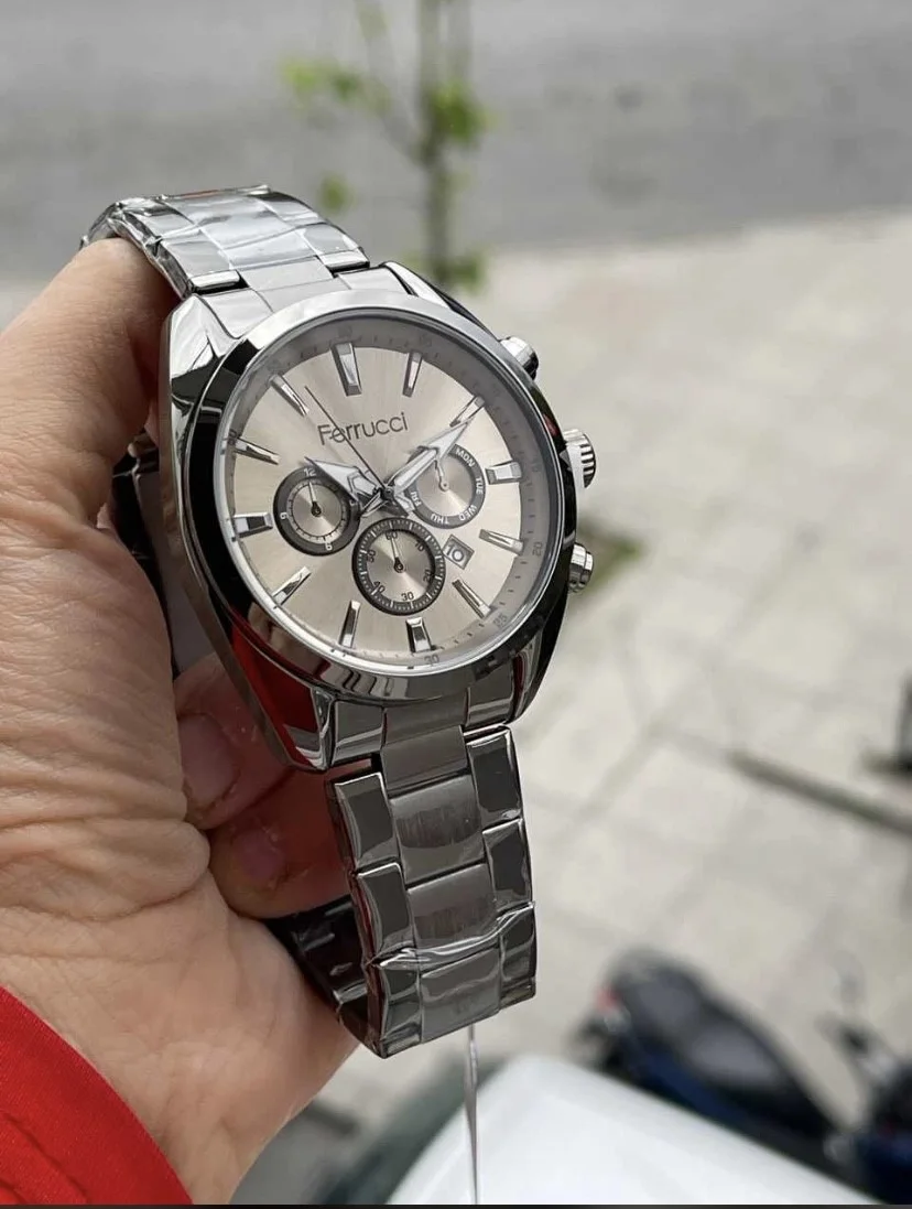 Ferrucci FEH28024A Gümüş Kadranlı Çelik Kordonlu Erkek Kol Saati