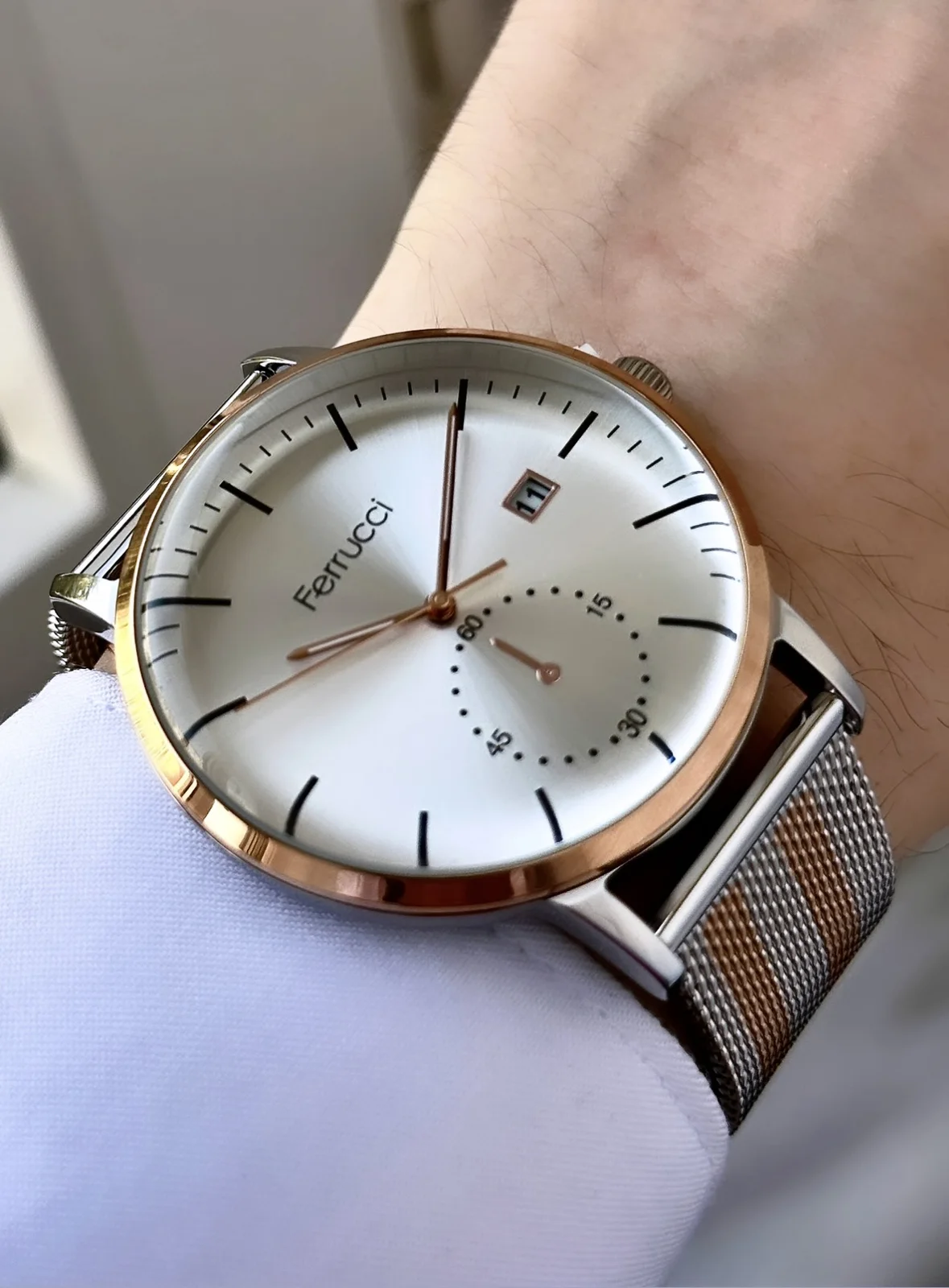 Ferrucci FEH28090B Beyaz Kadranlı Hasır Kordonlu Erkek Kol Saati