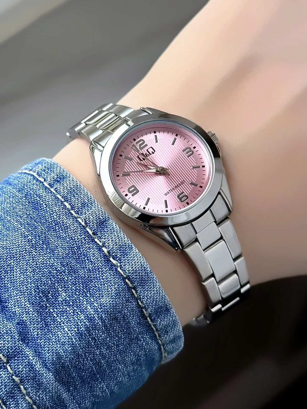 Q&Q QBG17066A Pembe Kadranlı Çelik Kordonlu Kadın Kol Saati